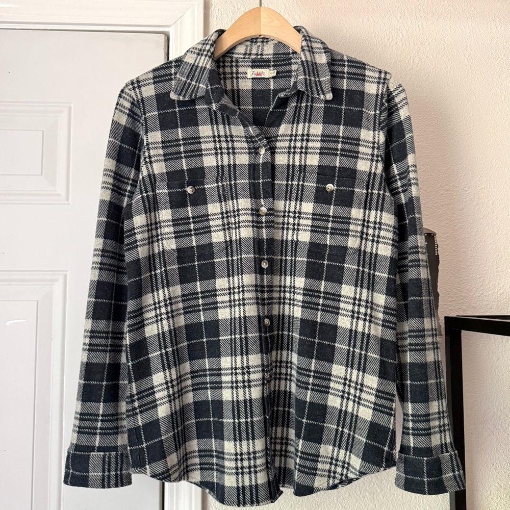 FAHERTY navy white plaid brushed flannel long sleeve button up shirt
